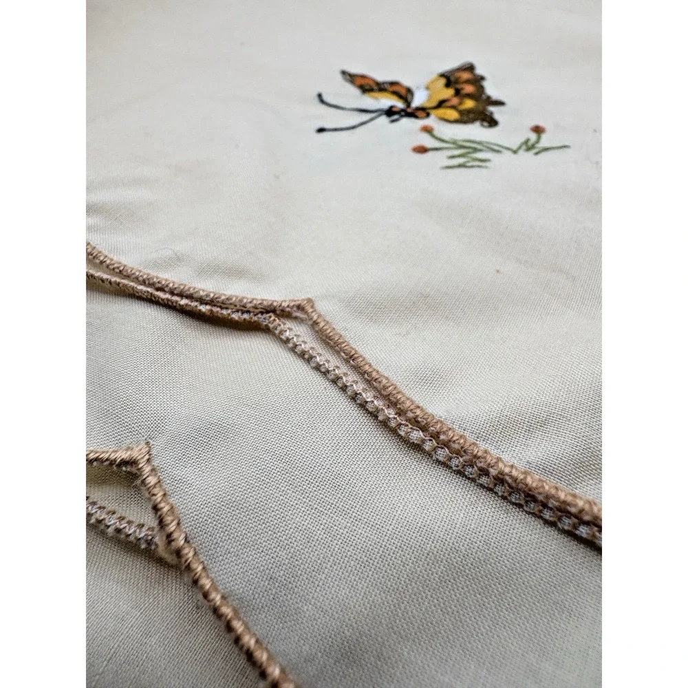 Set 14 Embroidered Butterfly Cloth Dinner Napkins Scallop Trim Cotton Blend 16